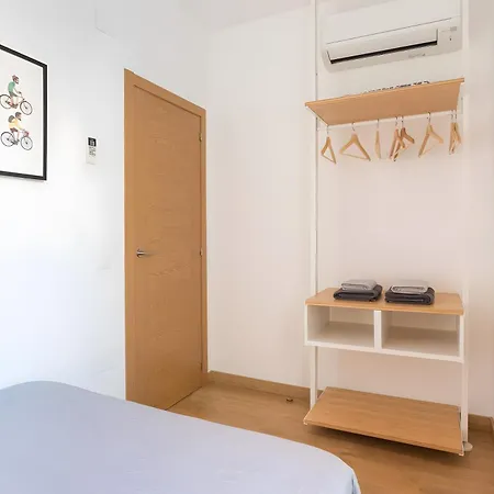 Apartment Quiet, Bright And Malaga