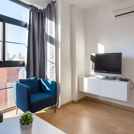 Apartment Quiet, Bright And *