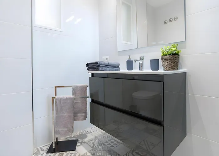 Quiet, Bright And Apartment